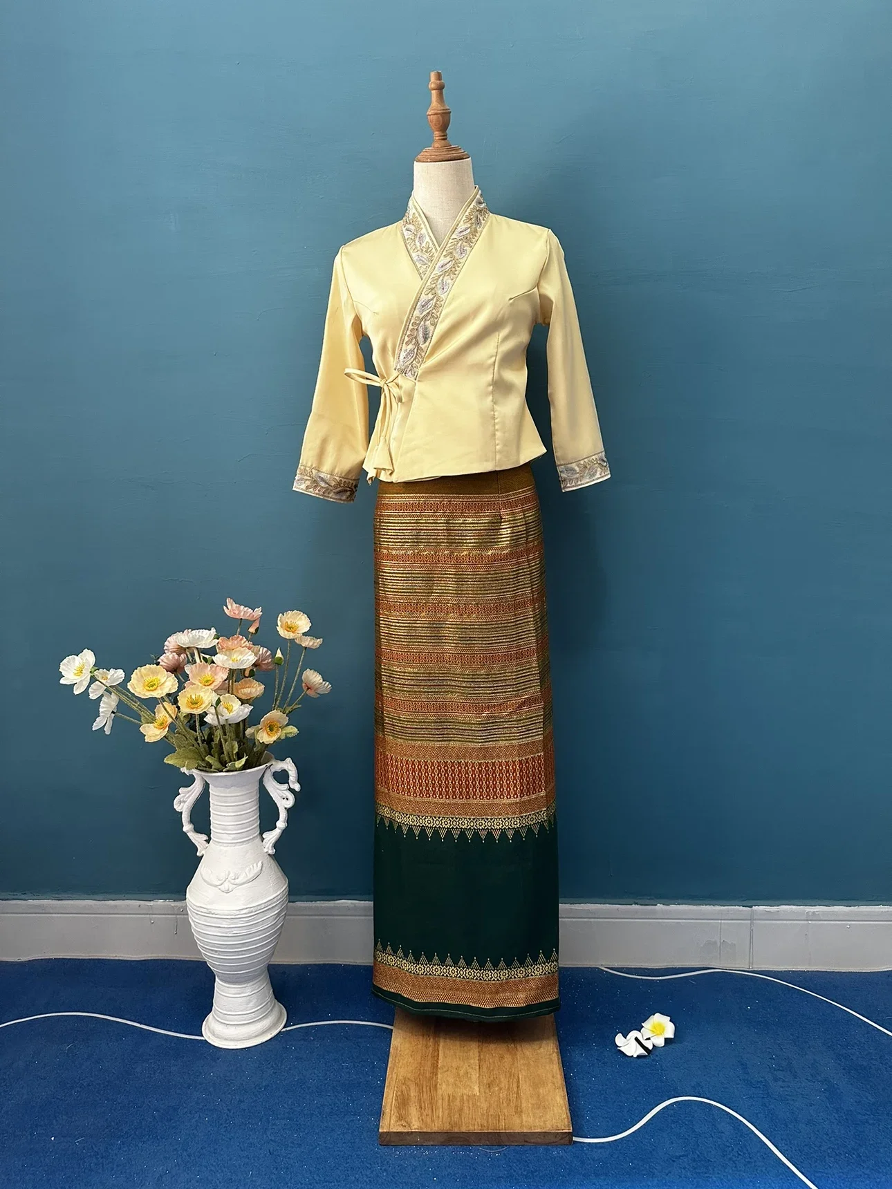 2025 Summer Traditional Dai Ethnic Thai Clothes Women's Blouse and Long Skirt Set for Daily Wear Traditional Vietnamese Dress - Image 18