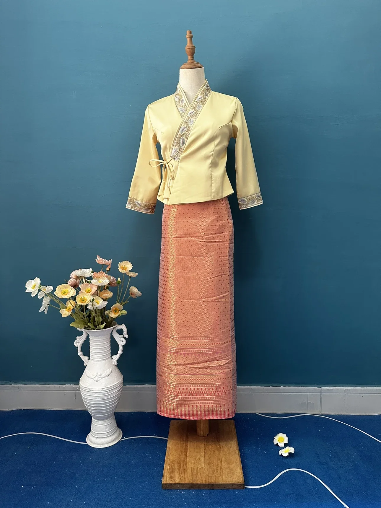 2025 Summer Traditional Dai Ethnic Thai Clothes Women's Blouse and Long Skirt Set for Daily Wear Traditional Vietnamese Dress - Image 10