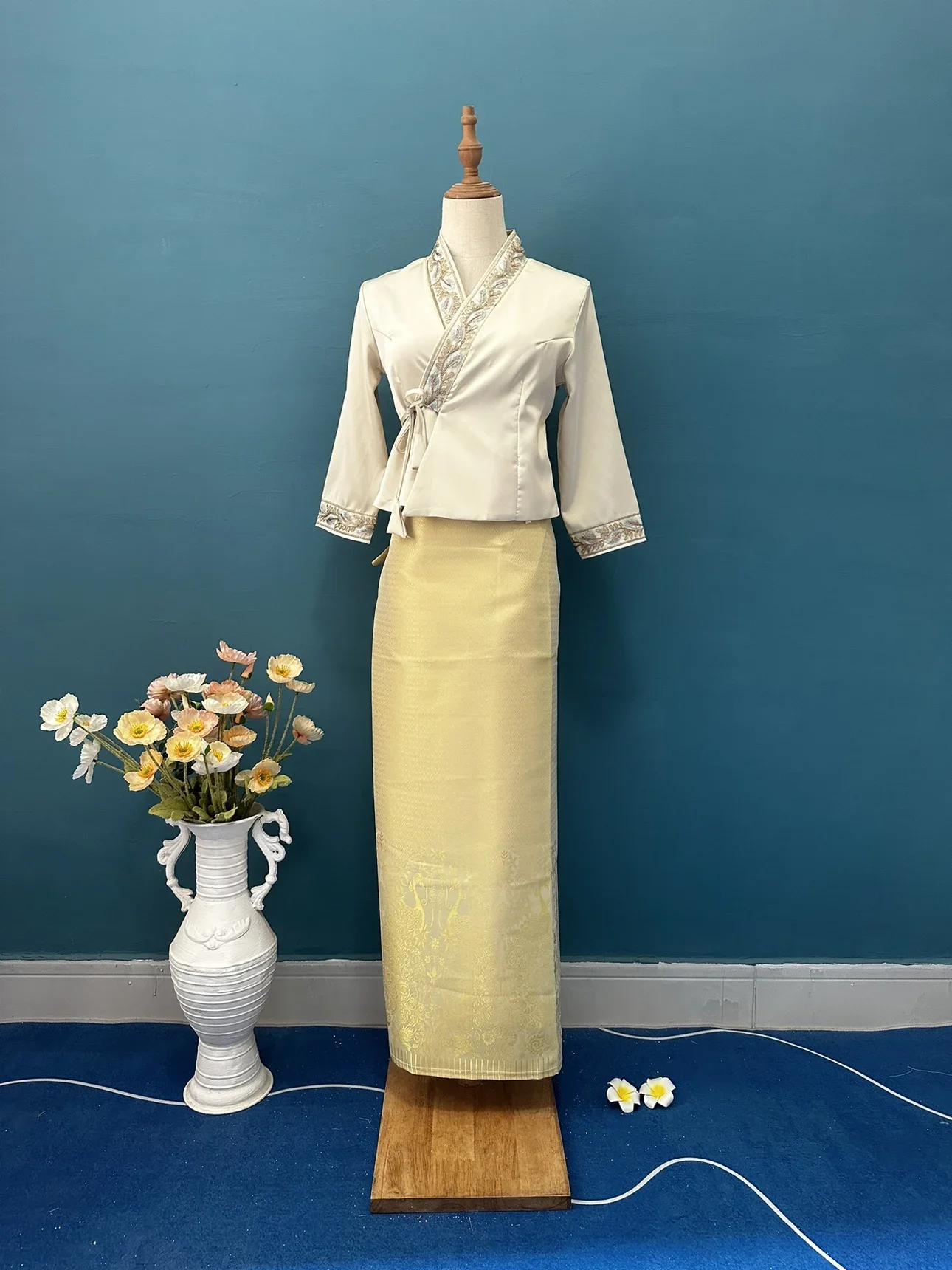 2025 Summer Traditional Dai Ethnic Thai Clothes Women's Blouse and Long Skirt Set for Daily Wear Traditional Vietnamese Dress - Image 19