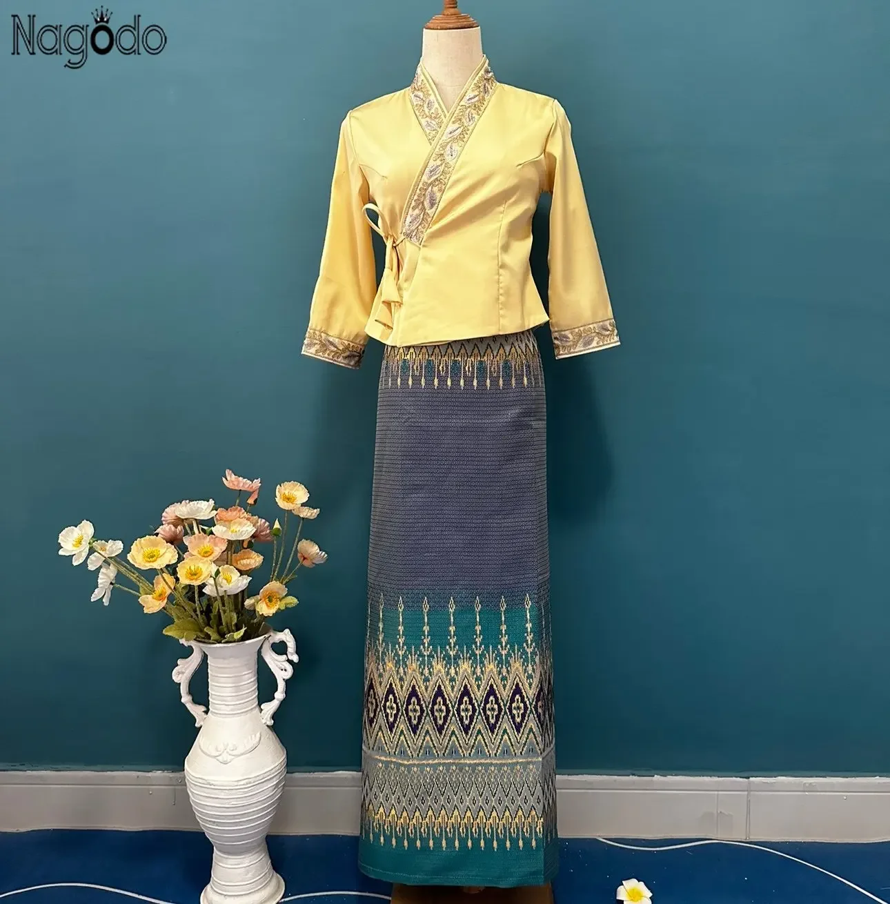 2025 Summer Traditional Dai Ethnic Thai Clothes Women's Blouse and Long Skirt Set for Daily Wear Traditional Vietnamese Dress - Image 2