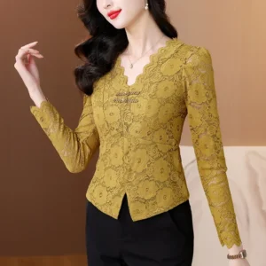 Spring 2025 Elegant Lace T-Shirt V-Neck Slimming Top plus Size Versatile Basic Style Chinese Brand Women's Fashion Tee Shirt