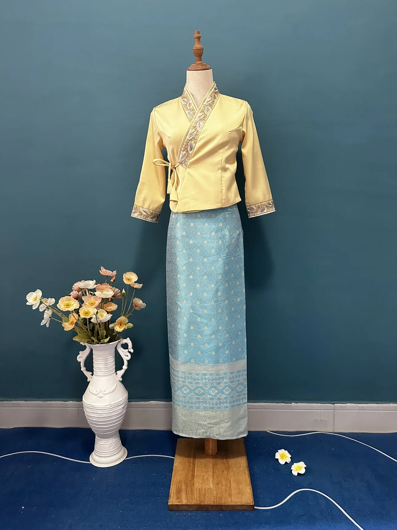 2025 Summer Traditional Dai Ethnic Thai Clothes Women's Blouse and Long Skirt Set for Daily Wear Traditional Vietnamese Dress - Image 13
