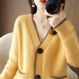Spring And Autumn 2025 Comfortable Temperament Elegant Women's Sweater Knitting Cardigan Loose Casual Versatile Lady Top