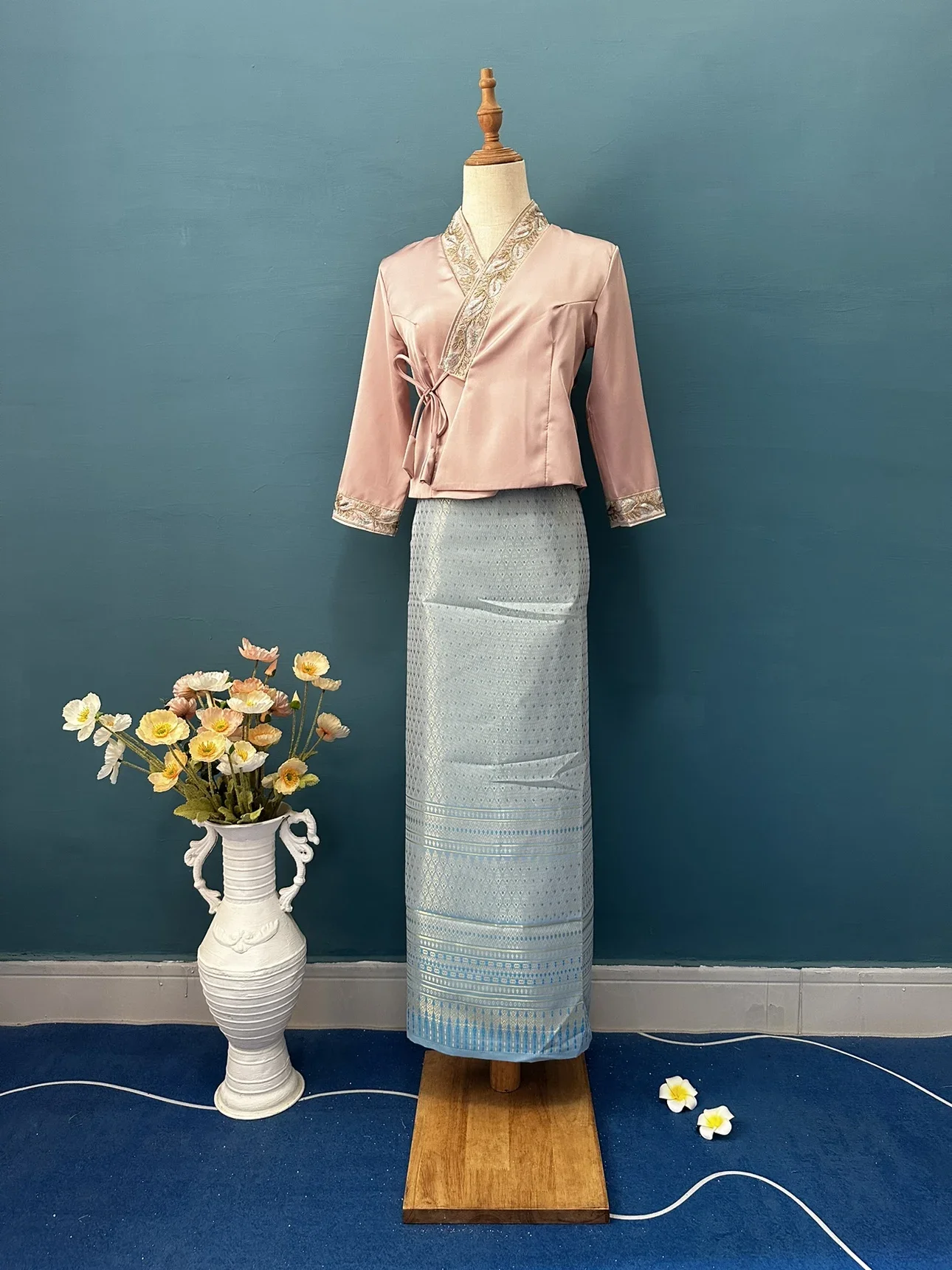 2025 Summer Traditional Dai Ethnic Thai Clothes Women's Blouse and Long Skirt Set for Daily Wear Traditional Vietnamese Dress - Image 23