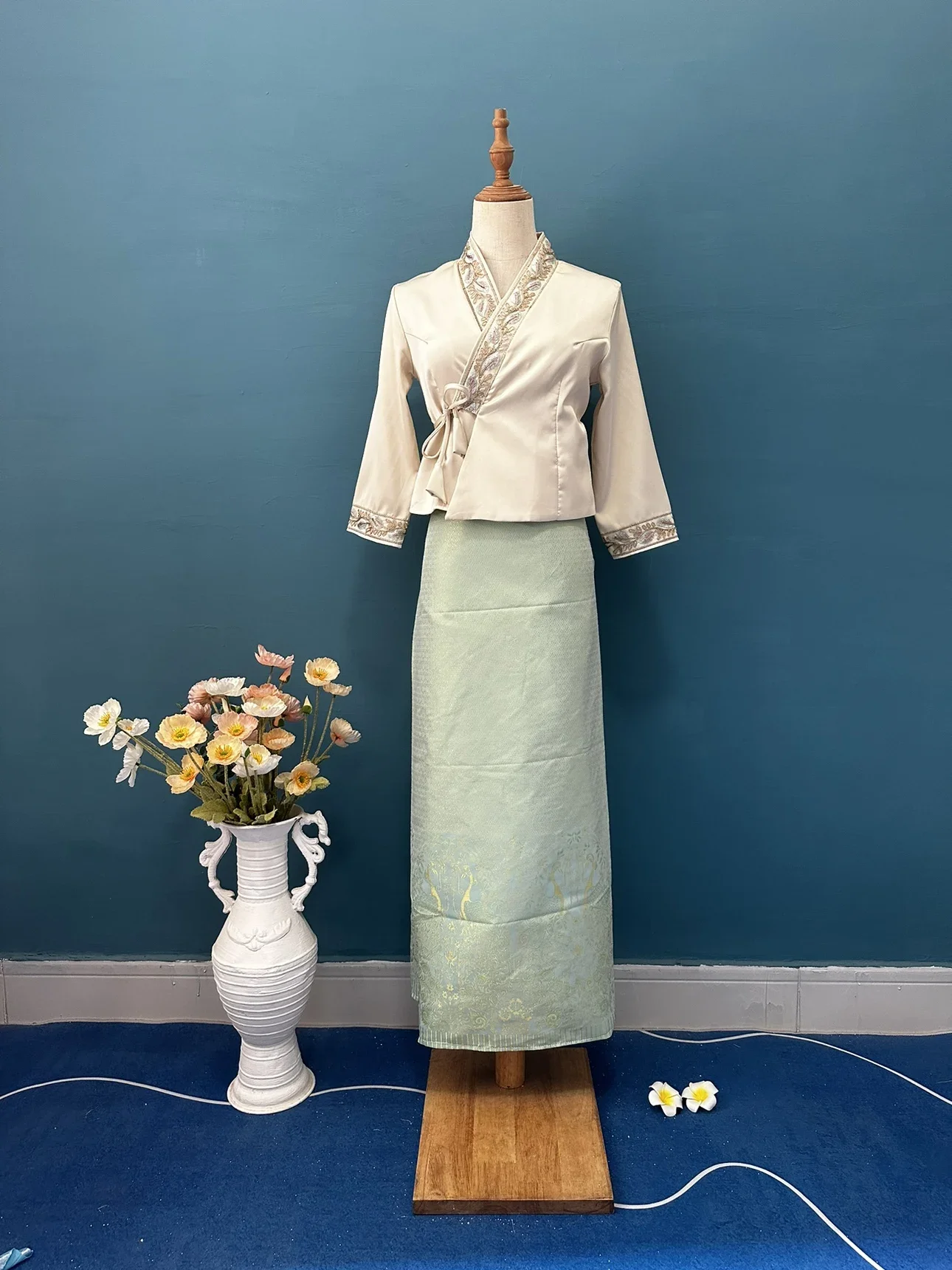 2025 Summer Traditional Dai Ethnic Thai Clothes Women's Blouse and Long Skirt Set for Daily Wear Traditional Vietnamese Dress - Image 20