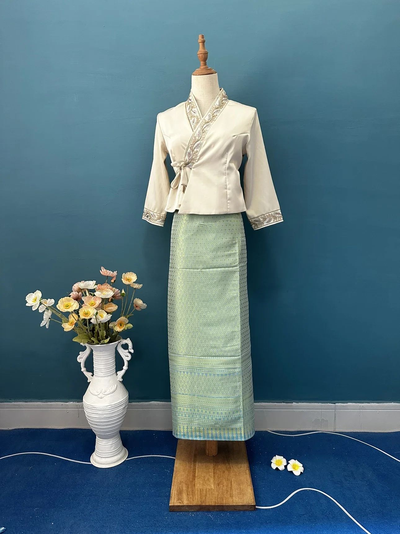 2025 Summer Traditional Dai Ethnic Thai Clothes Women's Blouse and Long Skirt Set for Daily Wear Traditional Vietnamese Dress - Image 25