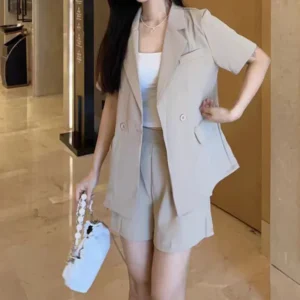 Suit jacket women's new fashion temperament in the summer of 2024 Khaki high waist and luxury high-grade shorts women's suit